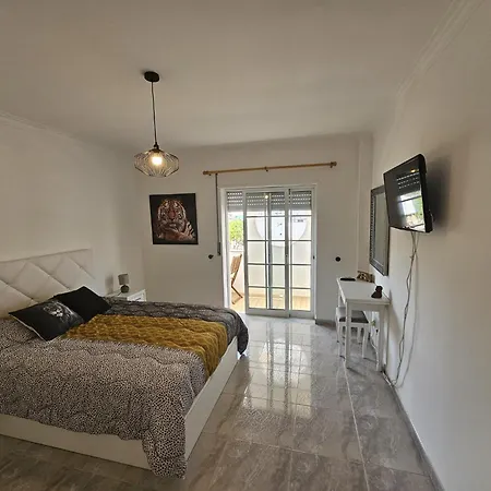 Oceanic Opulence Delux Apartamento Monte Gordo